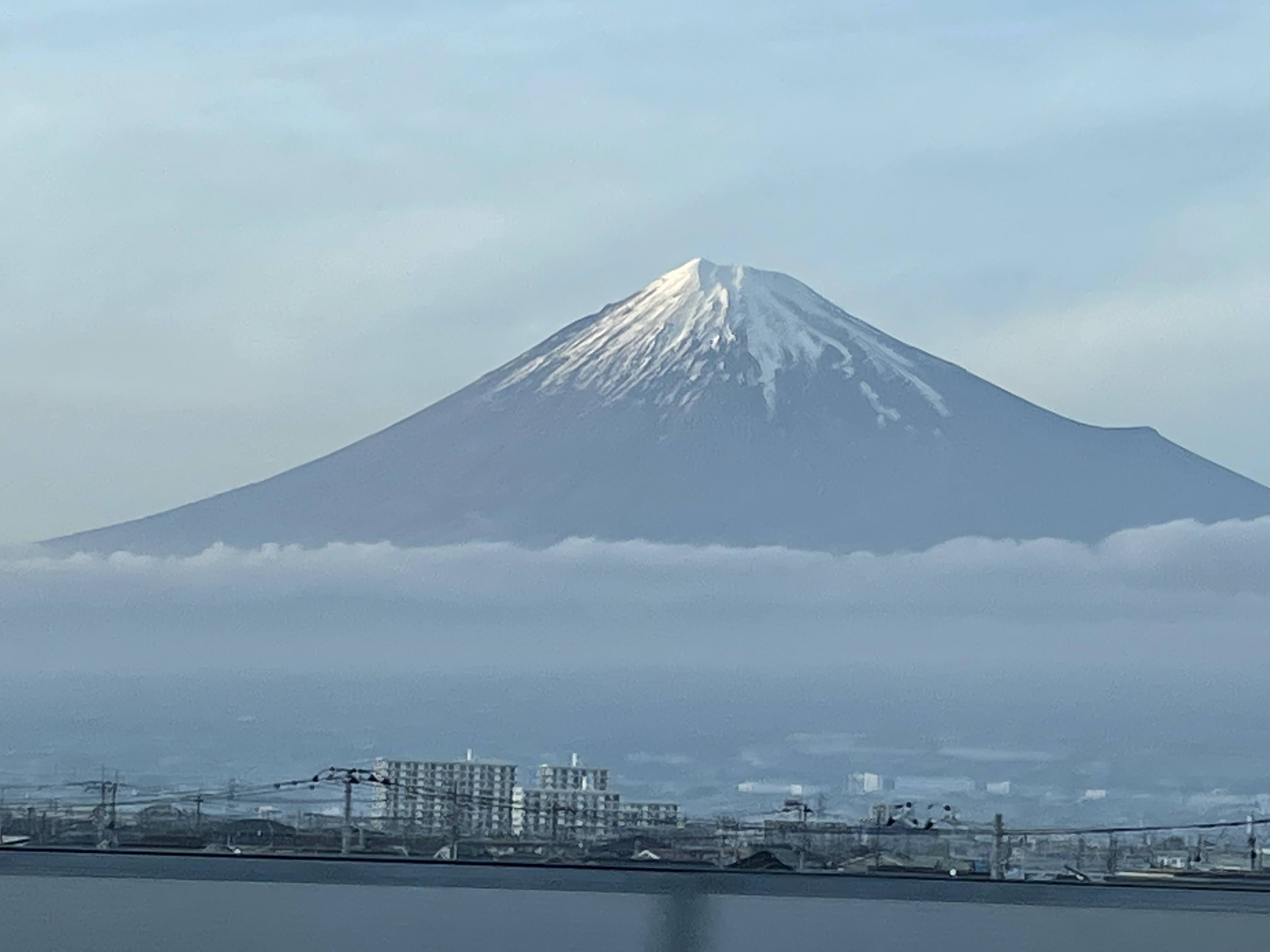 富士山の雪景色(車窓、飛行機窓) - 業務系・Web系・工場系システム開発